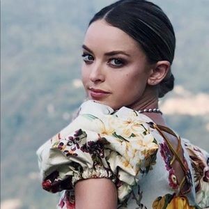 Meet your Posher, Veronica